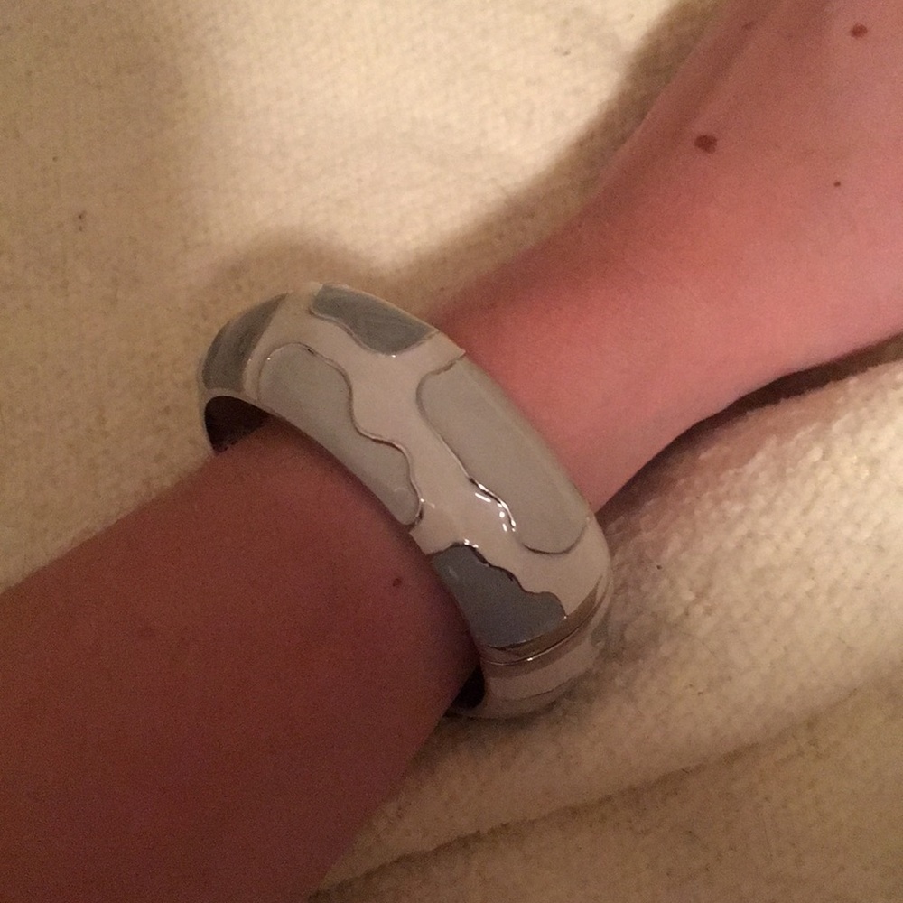 Bracelet - Picture 2 of 2